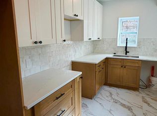 821 S Curley St, Baltimore, MD