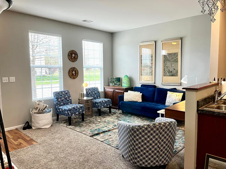 125 E Robinson Ave — Photo 12