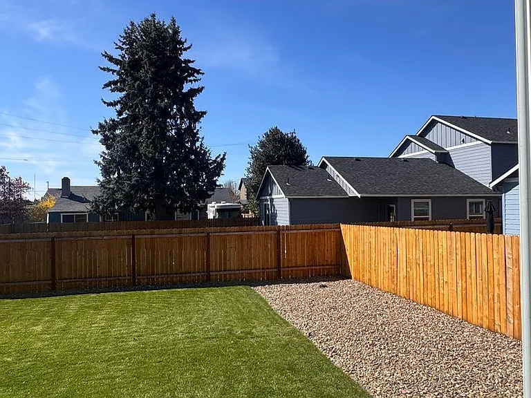 1642 Zoe Ave — Photo 22