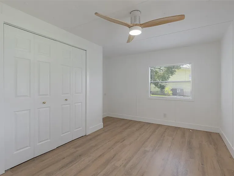 814 Roseapple Ave — Photo 11