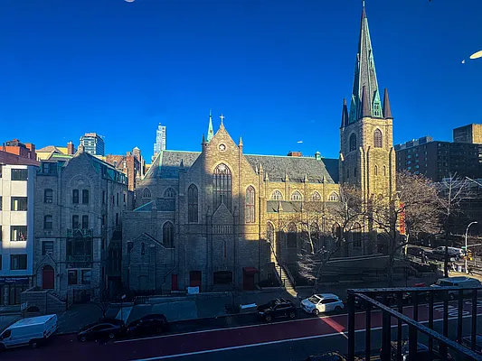 Rented by Corcoran | media 10