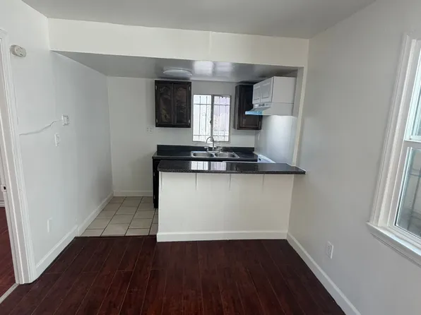 2350 Chestnut Ave #9, Long Beach, CA 90806