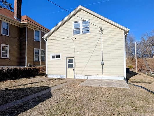 2nd image of 501 W 8th St