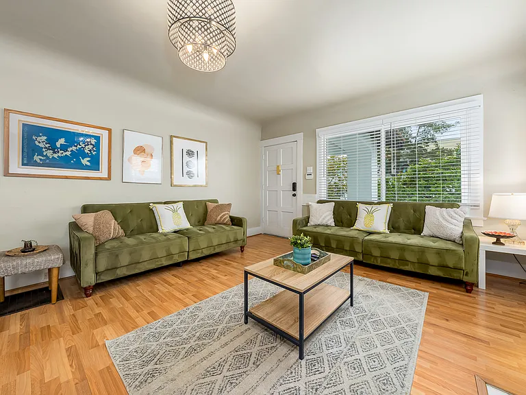 2631 Collier Ave — Photo 5