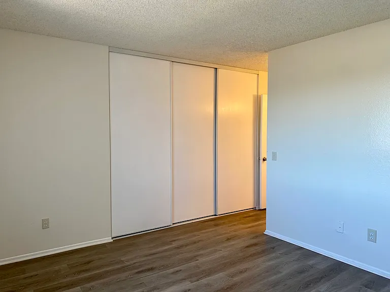 8798 Lomita Dr #C — Photo 11