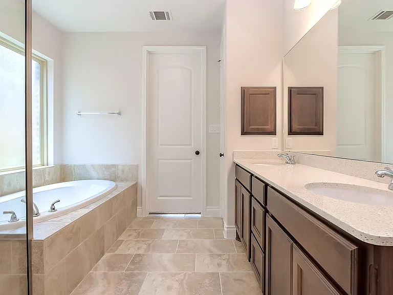 3410 Willow Crescent Ct — Photo 35