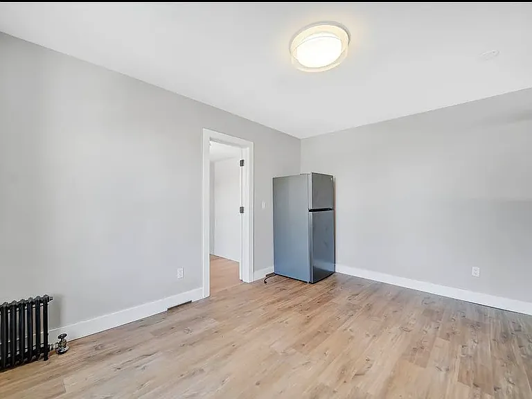 543 W 125th St #33 — Photo 2