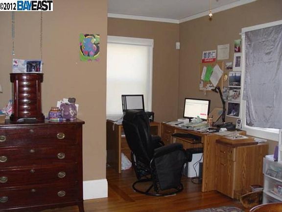 4th image of 2701 Durant Ave