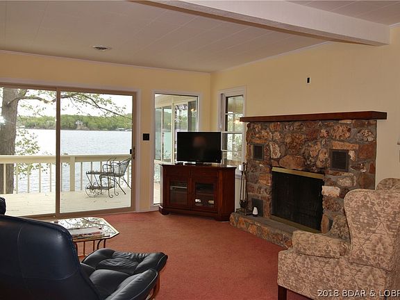 3rd image of 132 Point Lookout Dr NE