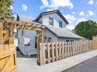 116 Gain Ct, Brooklyn, NY