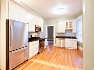 125 Parade St #1, Providence, RI 02909