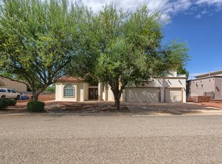 6030 Laguna Vista Dr, El Paso, TX 79932