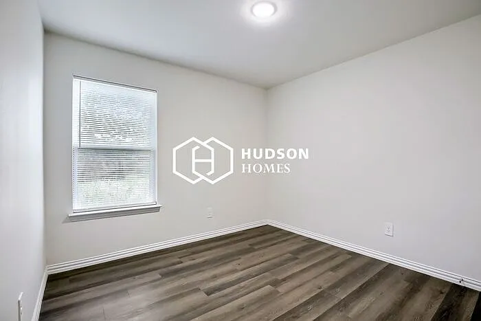158 Westview Dr — Photo 7