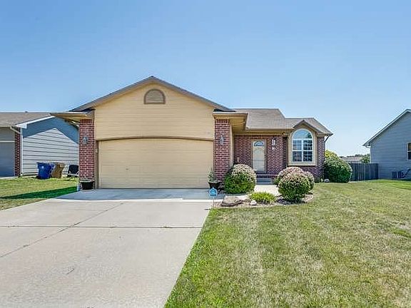 2nd image of 1738 N Riverbirch Ct