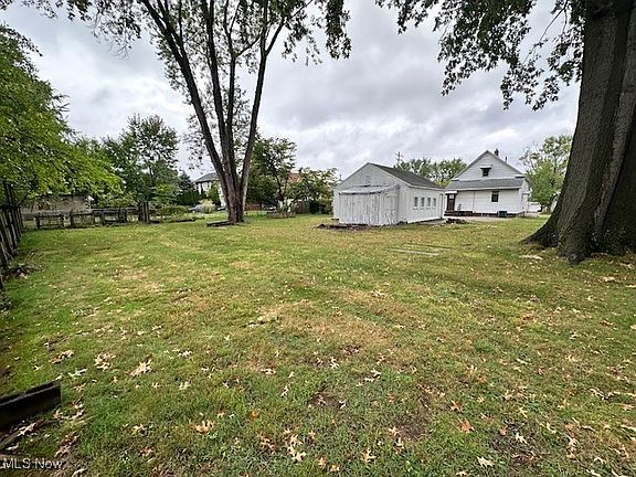 2nd image of 12529 Longmead Ave
