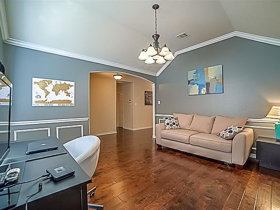 3rd image of 8012 Heritage Palms Trl