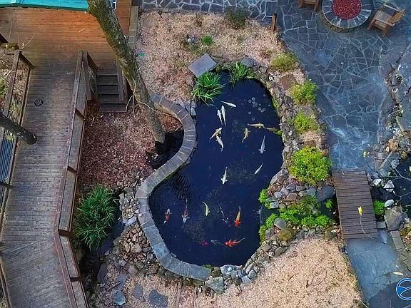 4th image of 164 Foothill Ct