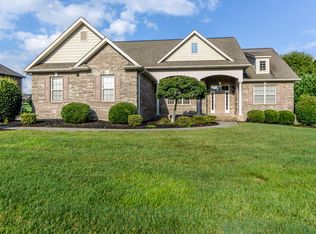 2674 Creekstone Cir, Maryville, TN 37804