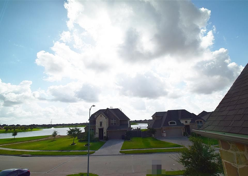 1st image of 8014 Cranbrook Retreat Ln
