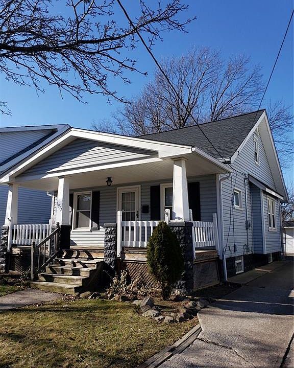 1st image of 5912 Northcliff Ave