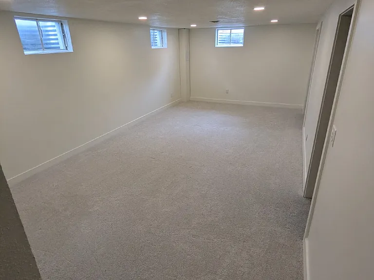 7070 Beacon Way — Photo 28