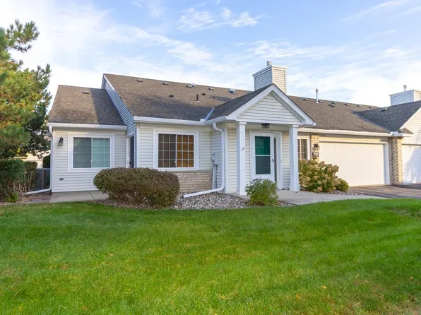 15203 Greenhaven Way, Burnsville, MN 55306