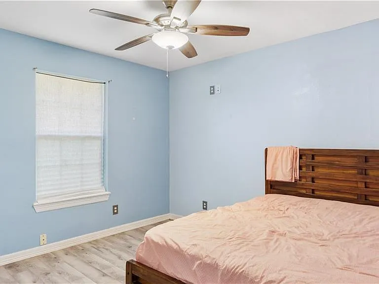 4224 Country Colony St — Photo 16