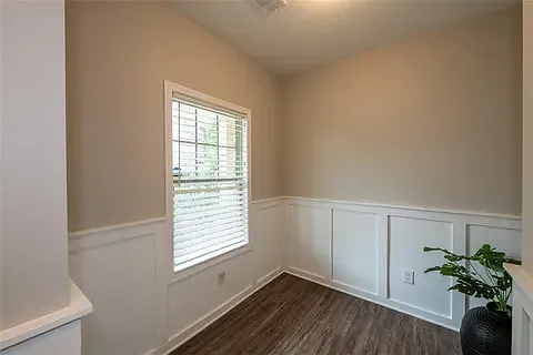 819 Ash St — Photo 25