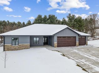 336 Heinig Way, Holmen, WI 54636