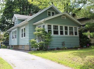 101 Grassmere Park, Rochester, NY 14612