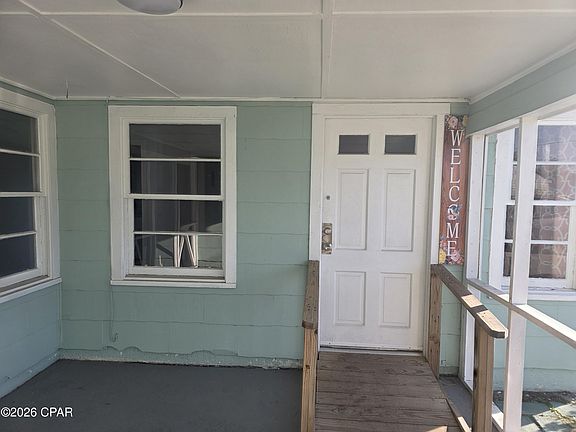 2nd image of 1010 E 2nd Pl