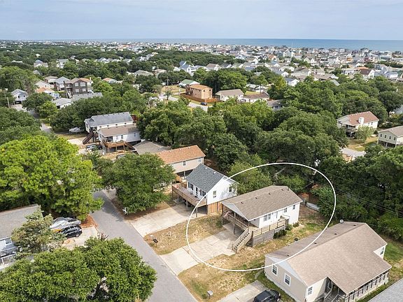 4th image of 2027 Franklin St Lot 1300