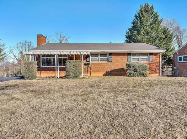 6065 Thornrose Rd, Roanoke, VA 24012