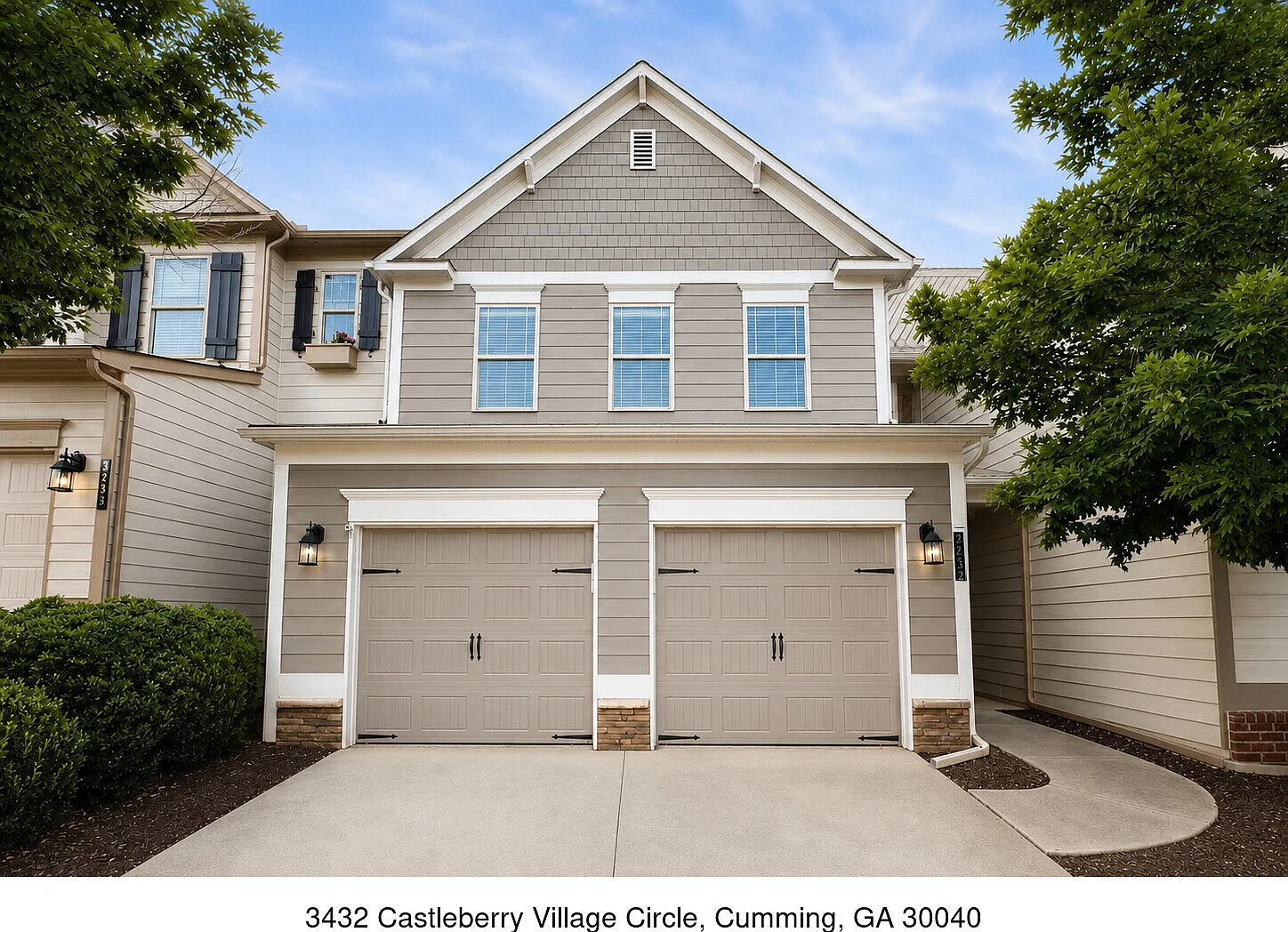 3 bed, 2.5 bath, 2158 sqft, $2,350 — Photo 1