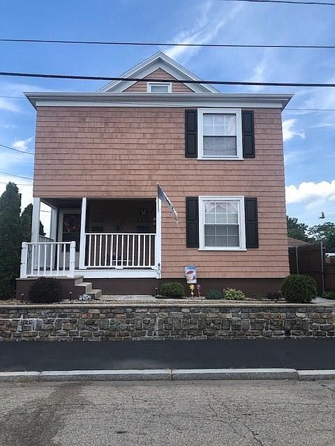 1st image of 176 Wilmarth Ave Floor 2