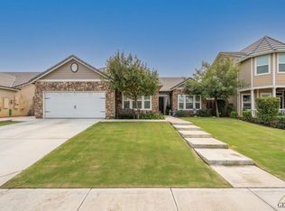 5712 Morning Breeze St, Bakersfield, CA 93314