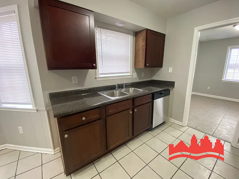 3935 Battlefield Dr — Photo 12