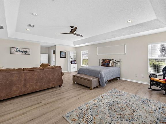 4th image of 7360 Bridgeview Dr