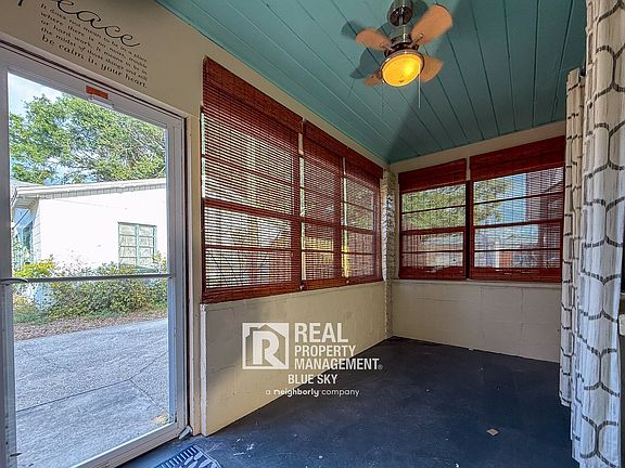 5th image of 3510 W McElroy Ave