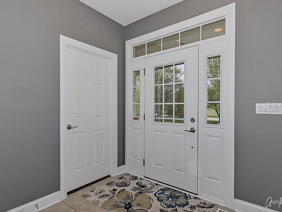 2nd image of 6113 Tomlinson Dr