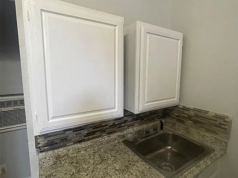 1108 W McCarty Ln #A — Photo 12