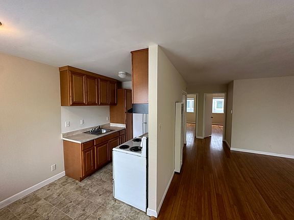 3rd image of 291 Fairmount Ave APT 24