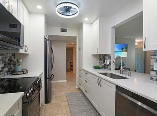 2141 Tama Cir APT 101, Naples, FL 34112