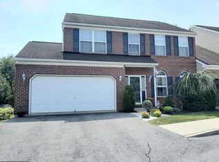 11 Fallowfield Cir, Shillington, PA 19607