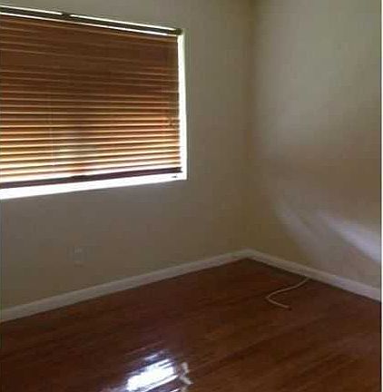 5th image of 13800 NE Miami Ct