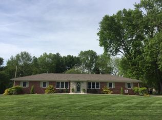 11 Belle Dr, Fairview Heights, IL