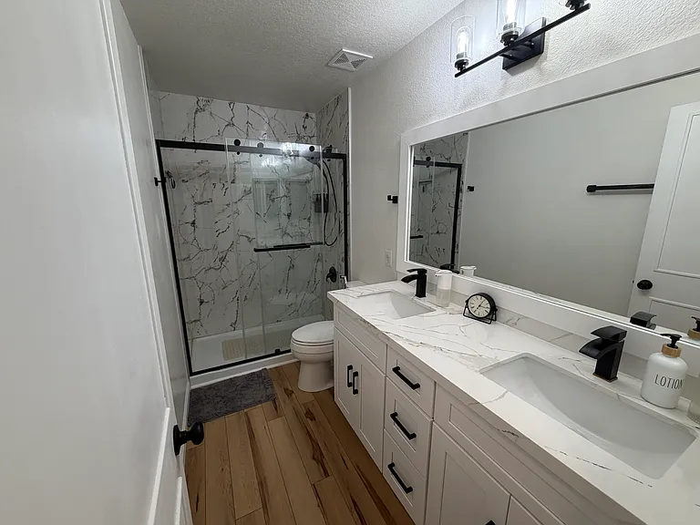 278 E Baylor Ln — Photo 29
