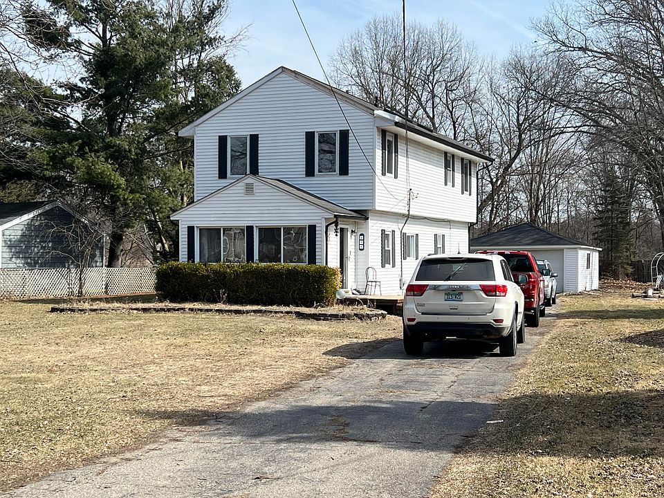 1st image of 295 Oakmont