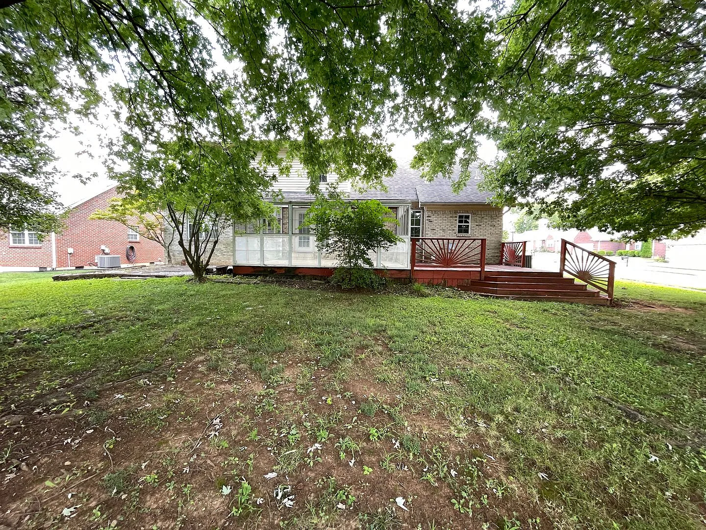 Wow, Huge home near South Hurstbourne of Louisville — Photo 4