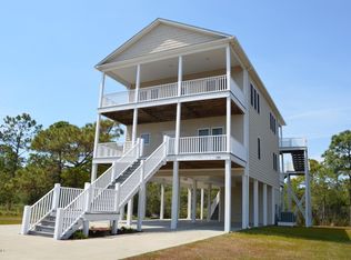 126 Westbay Cir, Harkers Island, NC 28531